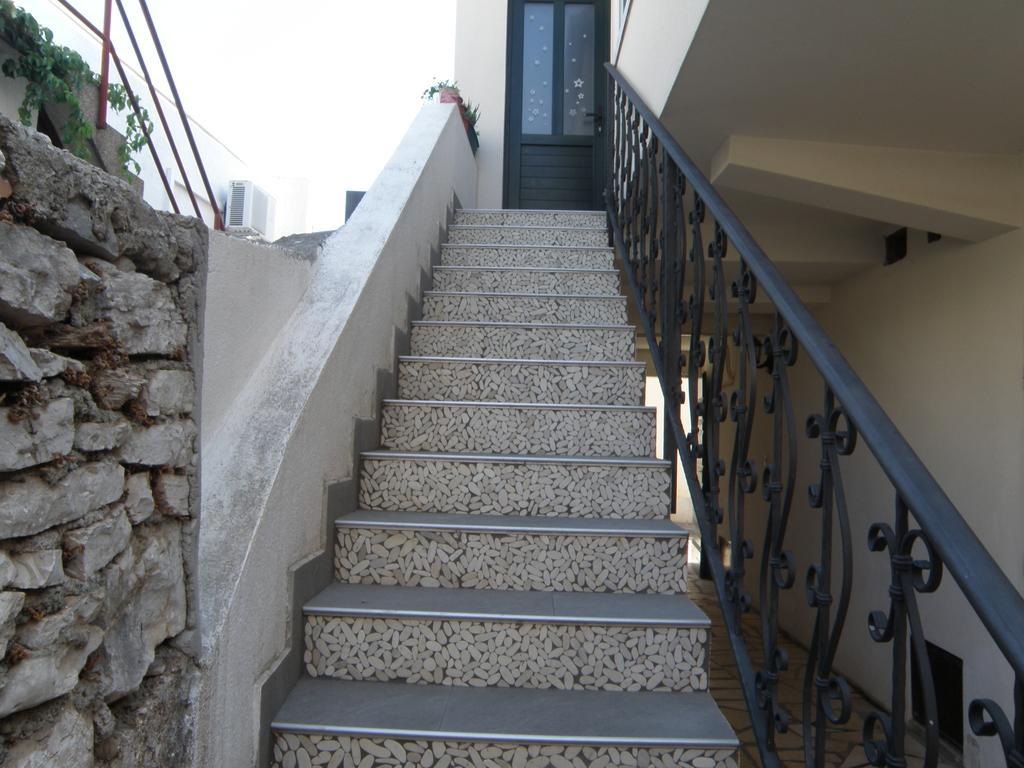 Apartment Amalija Primošten Εξωτερικό φωτογραφία