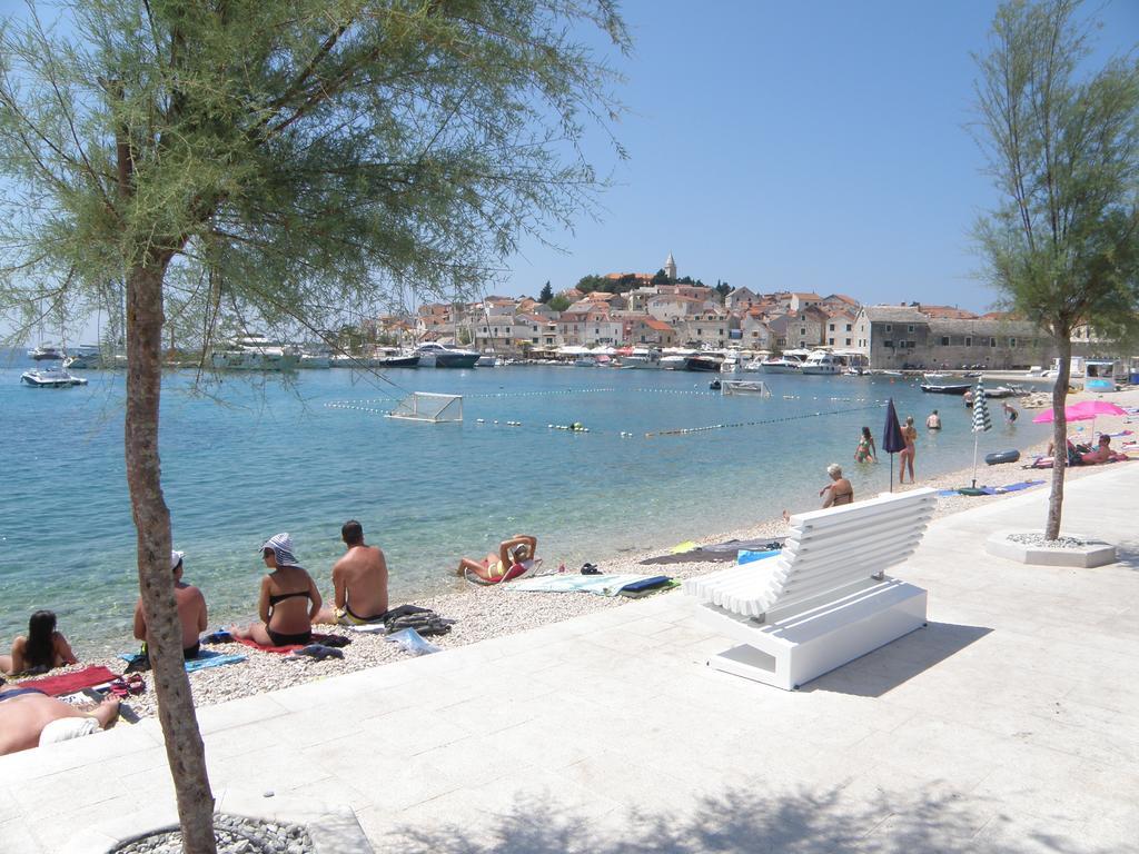 Apartment Amalija Primošten Εξωτερικό φωτογραφία