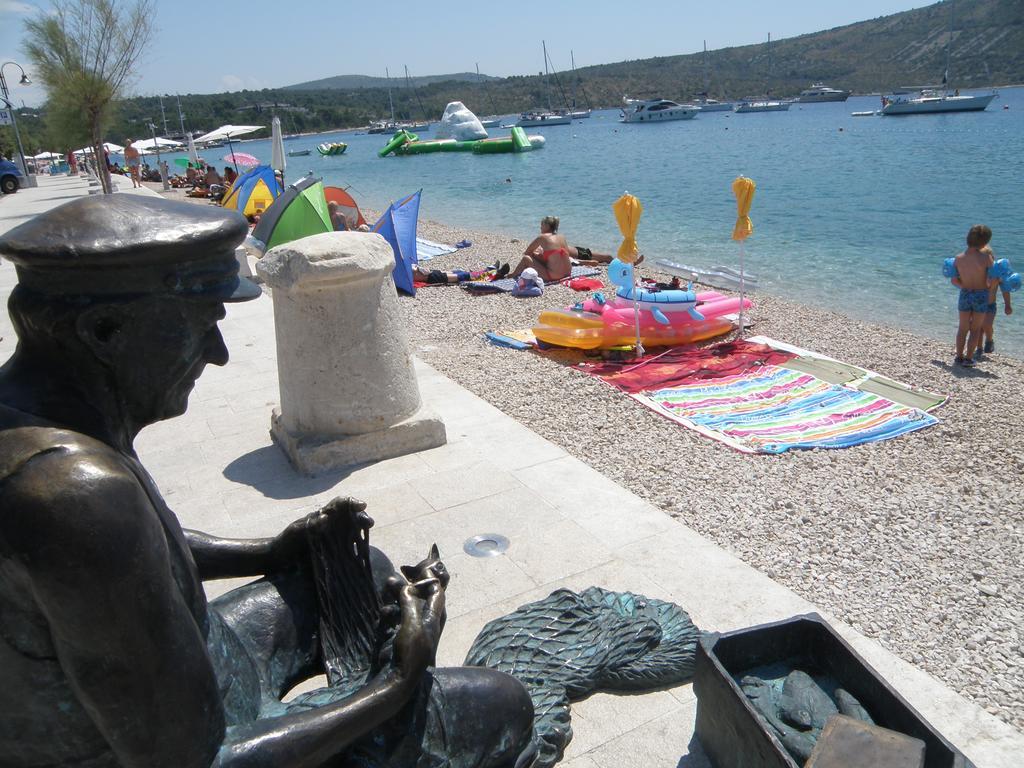 Apartment Amalija Primošten Εξωτερικό φωτογραφία