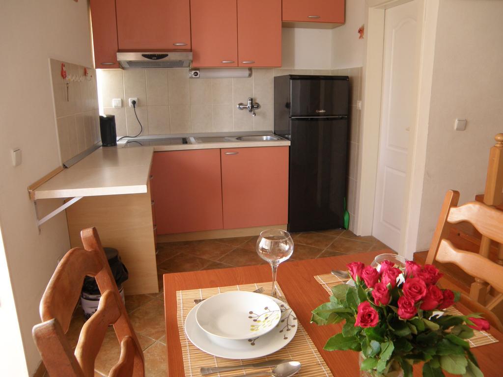 Apartment Amalija Primošten Εξωτερικό φωτογραφία