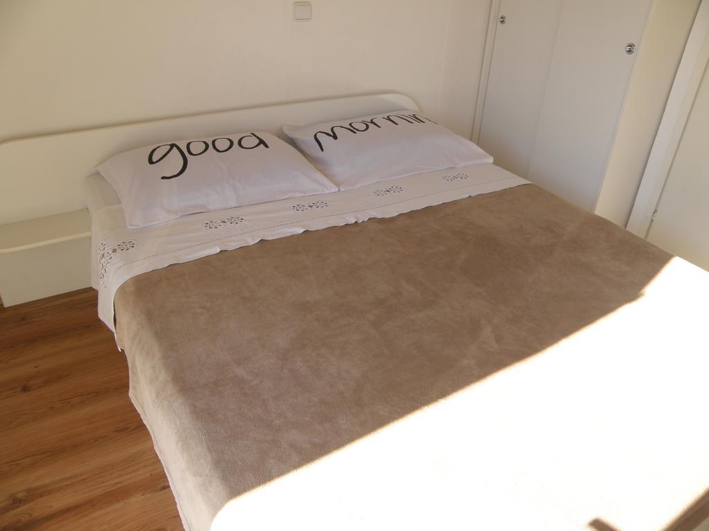 Apartment Amalija Primošten Εξωτερικό φωτογραφία