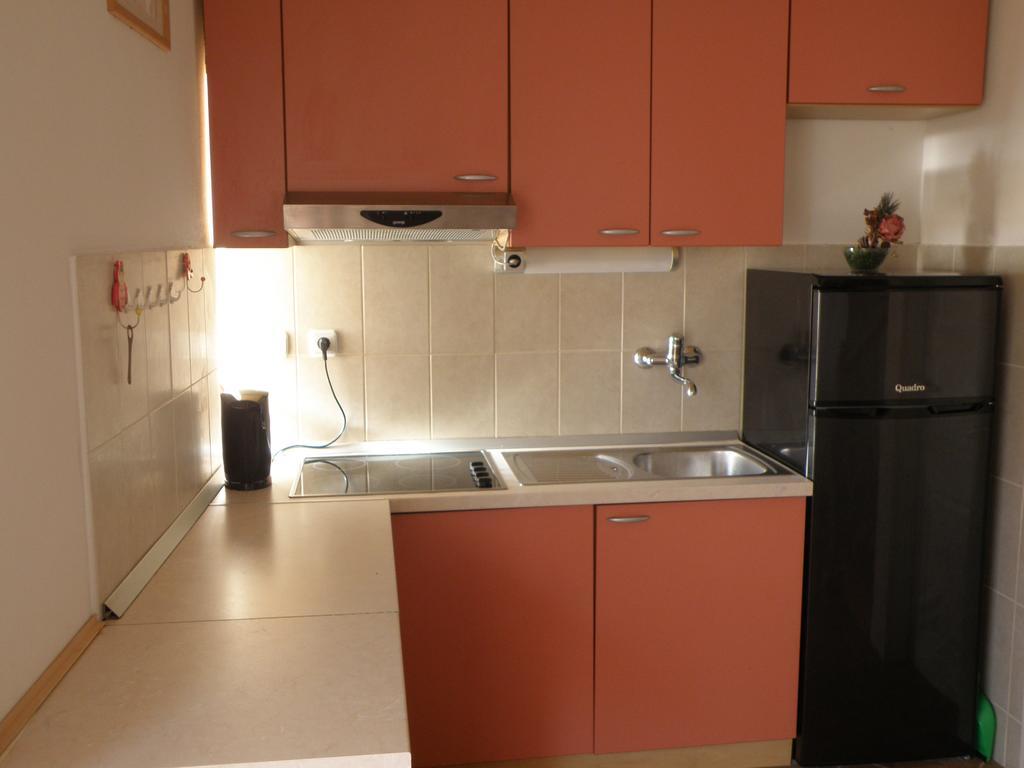 Apartment Amalija Primošten Εξωτερικό φωτογραφία
