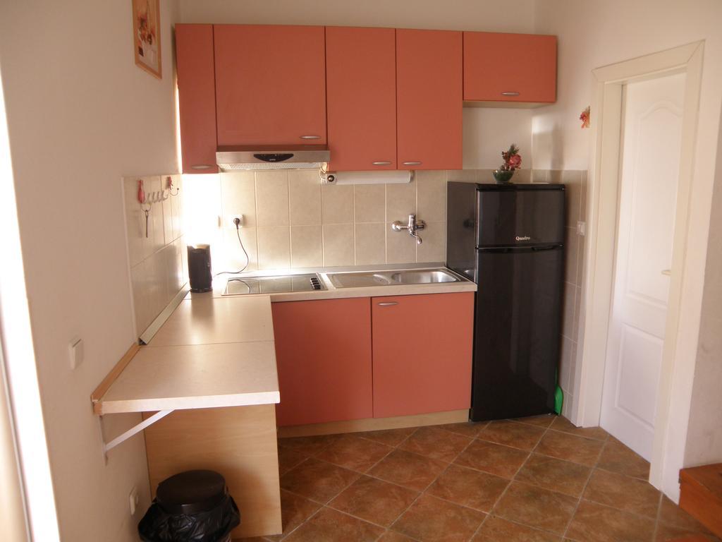 Apartment Amalija Primošten Εξωτερικό φωτογραφία