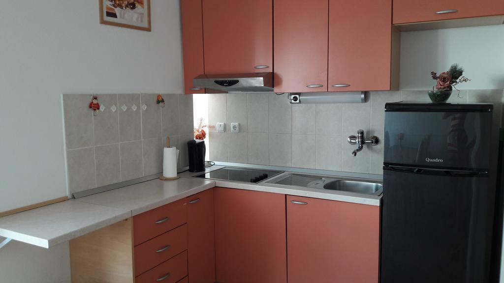 Apartment Amalija Primošten Εξωτερικό φωτογραφία