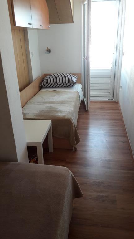 Apartment Amalija Primošten Εξωτερικό φωτογραφία